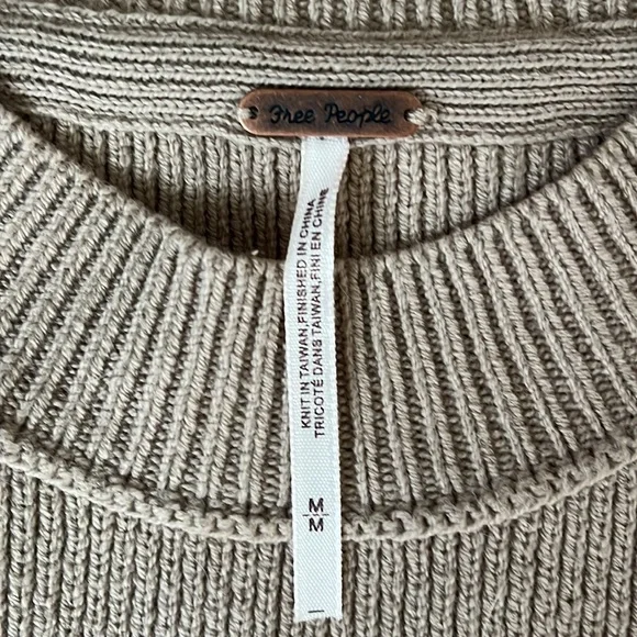 Free People Oversized Sweater - Picture 2 of 2